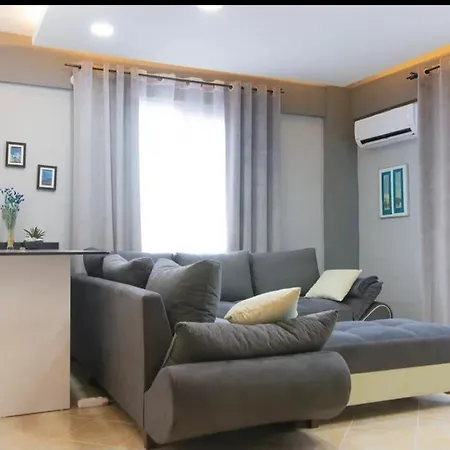 Modern Cozy Apartment Payallar