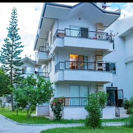 Modern Cozy Apartment *